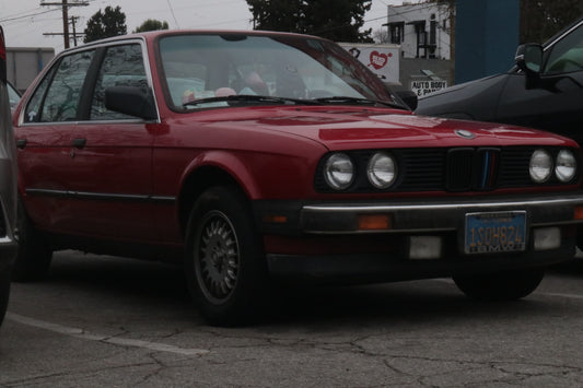 SEDAN: EXTERIOR DETAIL
